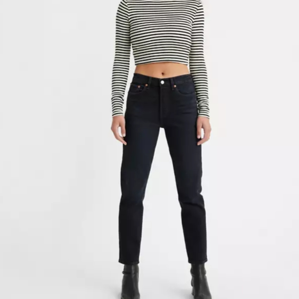 Levi's wedgie black jeans straight leg SZ 28